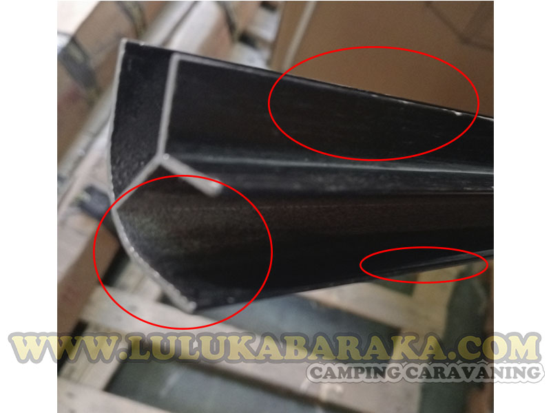 Perfil aluminio 2,15 m lacado negro (ángulo corto) (RASTRO)